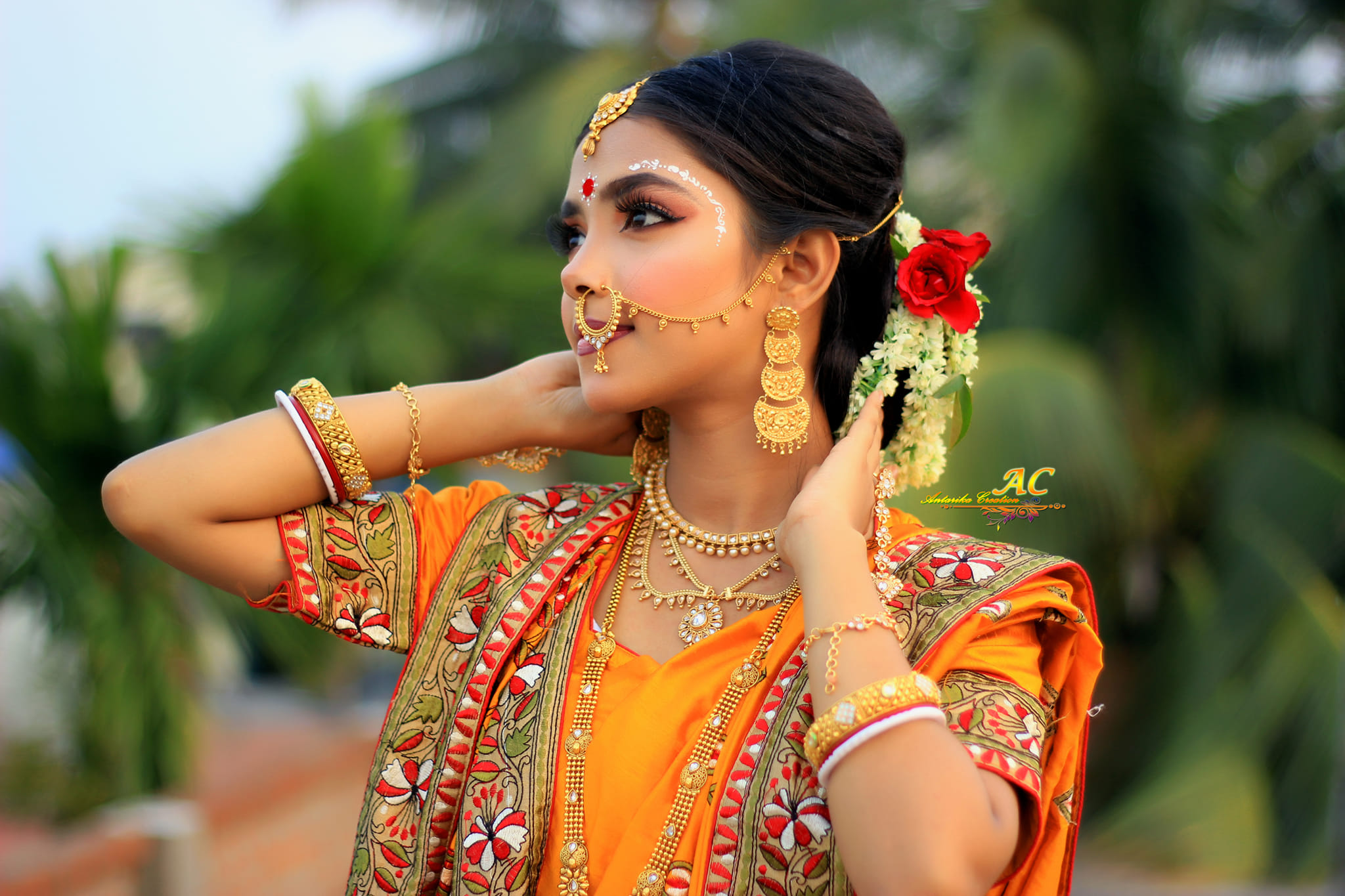 Traditional Jewelry Styling